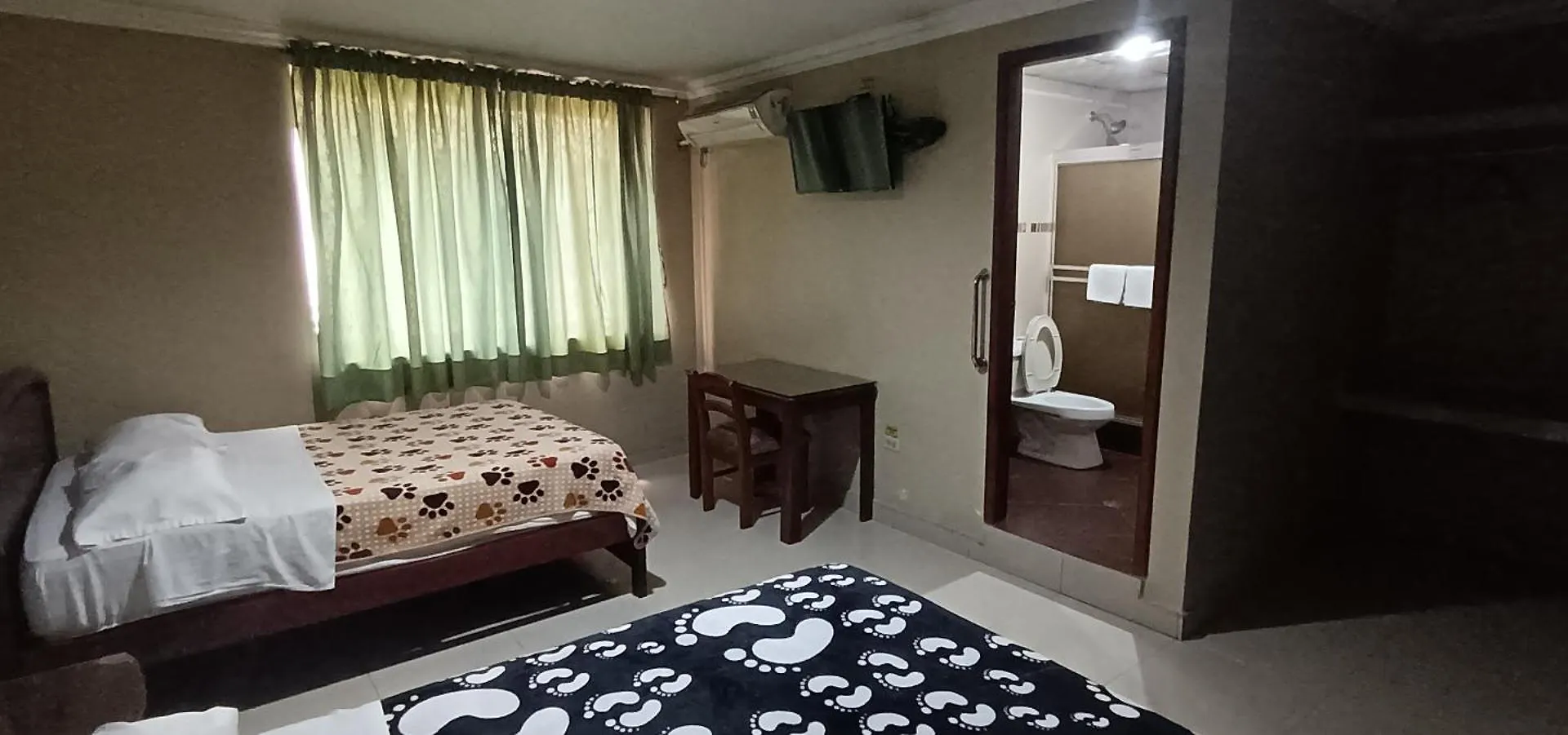 Hostal Turista 1&2 Guayaquil 3*,  Ekvádor